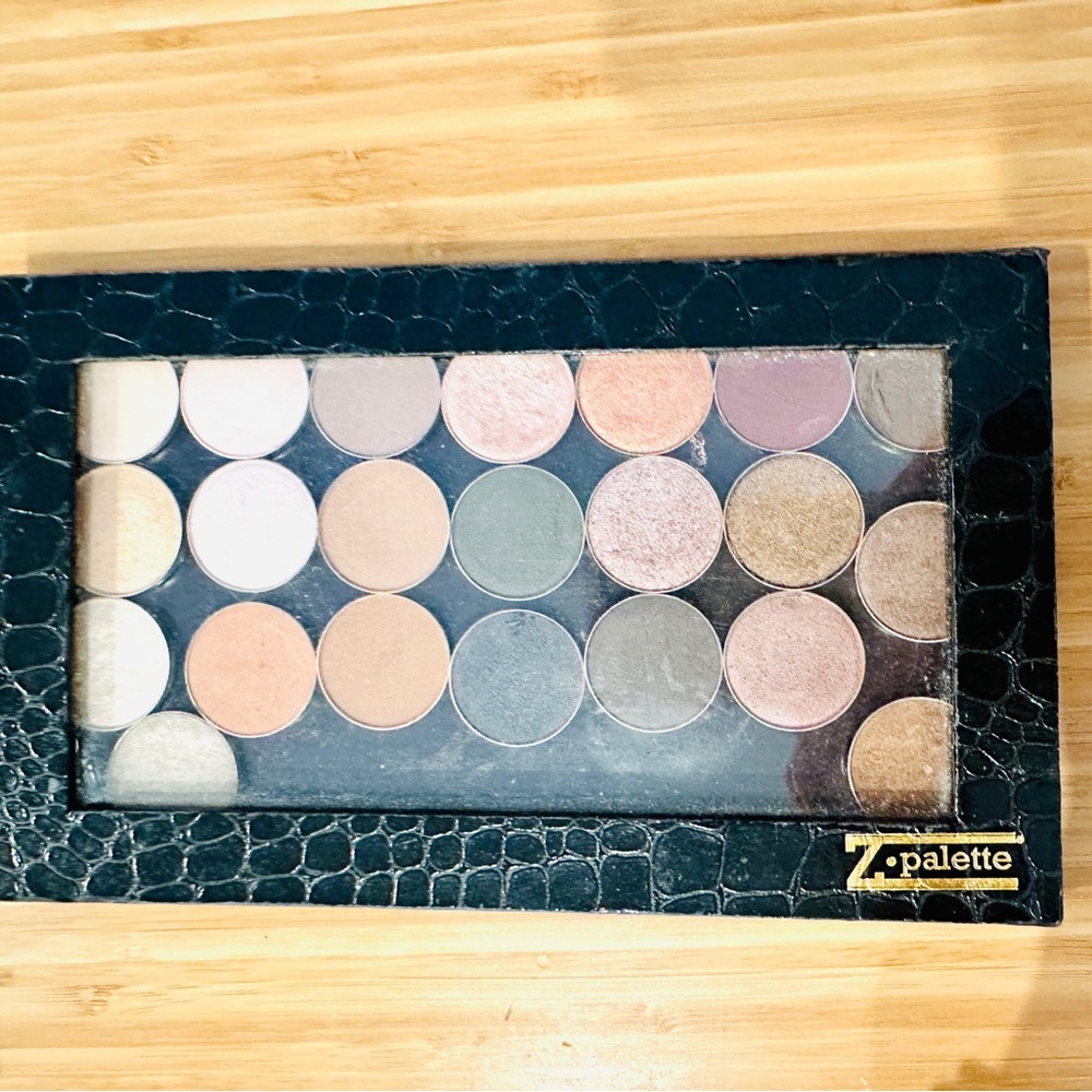Eyeshadow Palette - Multi-Color